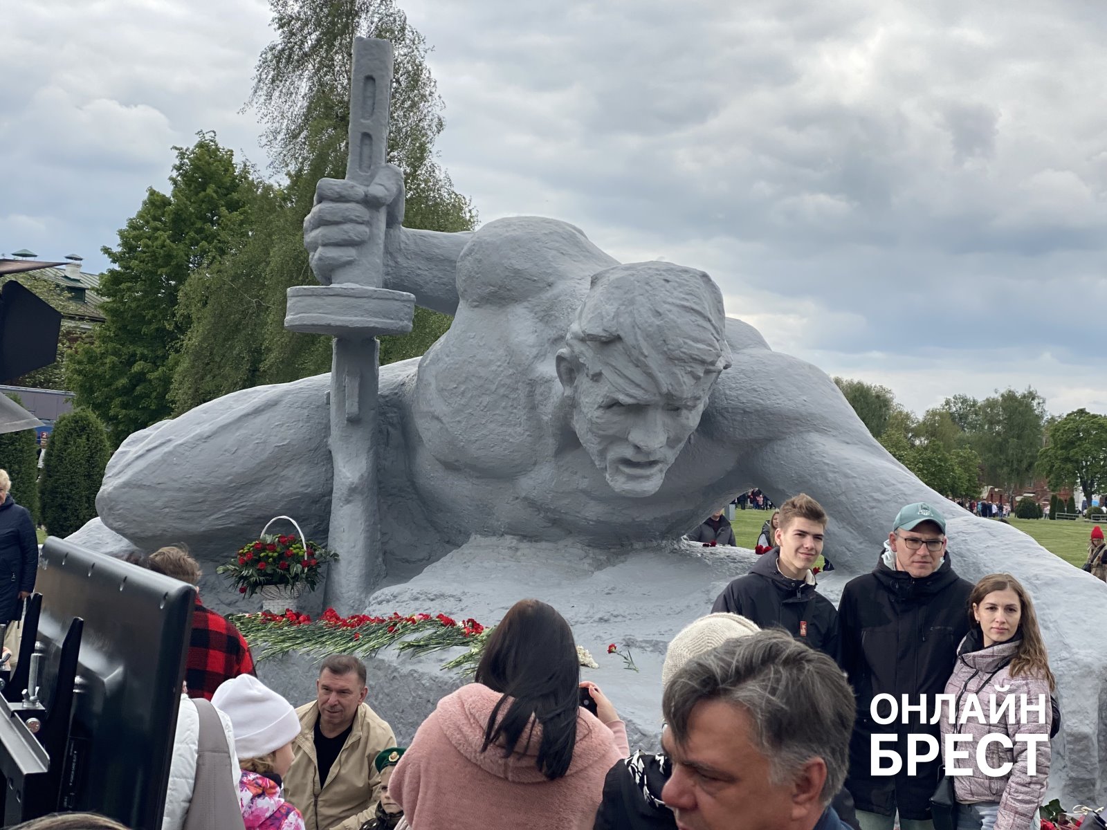 Брест празднует День Победы — большой фоторепортаж