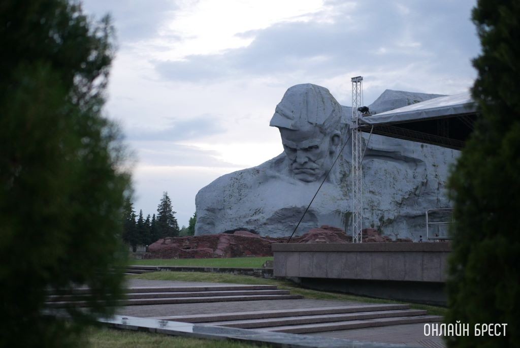 Брестская крепость