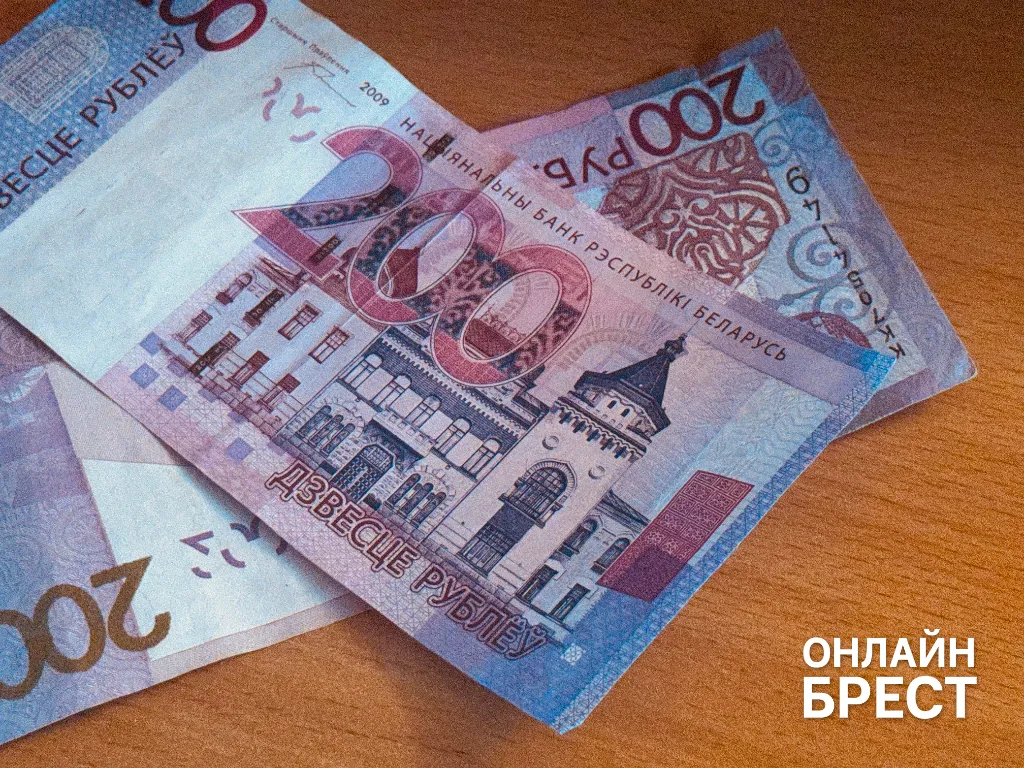 Можно ли публиковать свою зарплату в интернете — адвокат даёт ответ