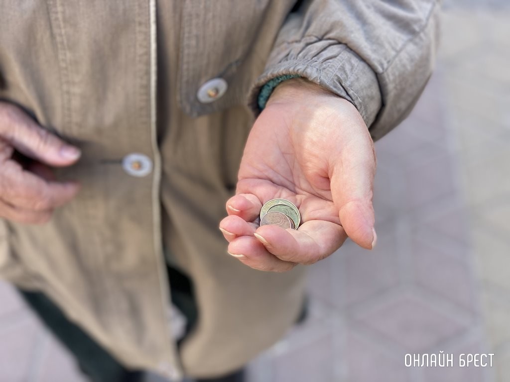 Сколько времени белорусы могли бы прожить на сбережения и какой процент населения не имеет «заначки»?