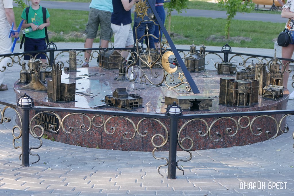 Переход на летнее время: какие страны перевели часы