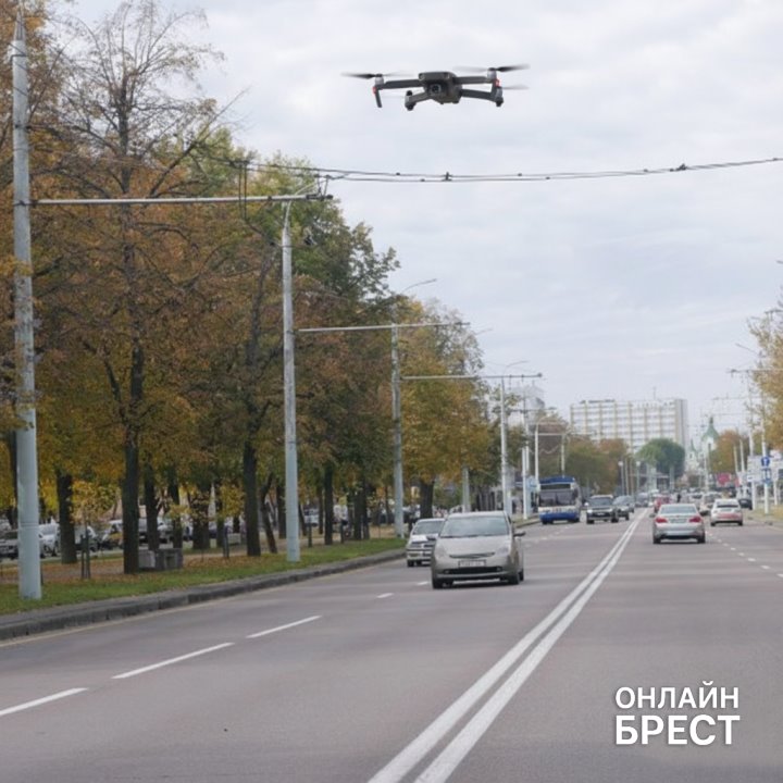 Что увидели квадрокоптеры за один час на перекрестке в Бресте? Рассказали в ГАИ