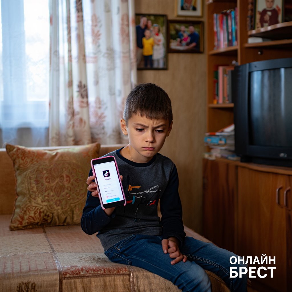 Школьник из Беларуси попался на уловку мошенников в TikTok