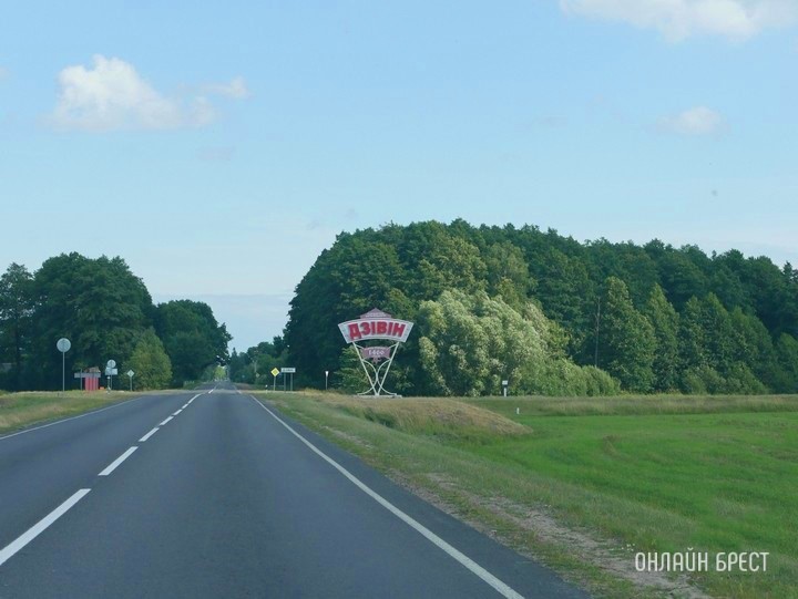 Почти 300 км местных дорог планируют отремонтировать в Брестской области в 2024 году