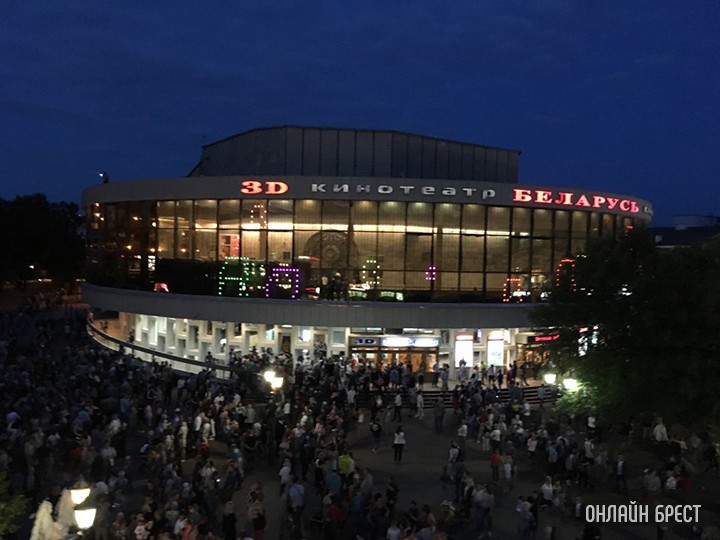 В начале апреля Брест собираются посетить российские знаменитости