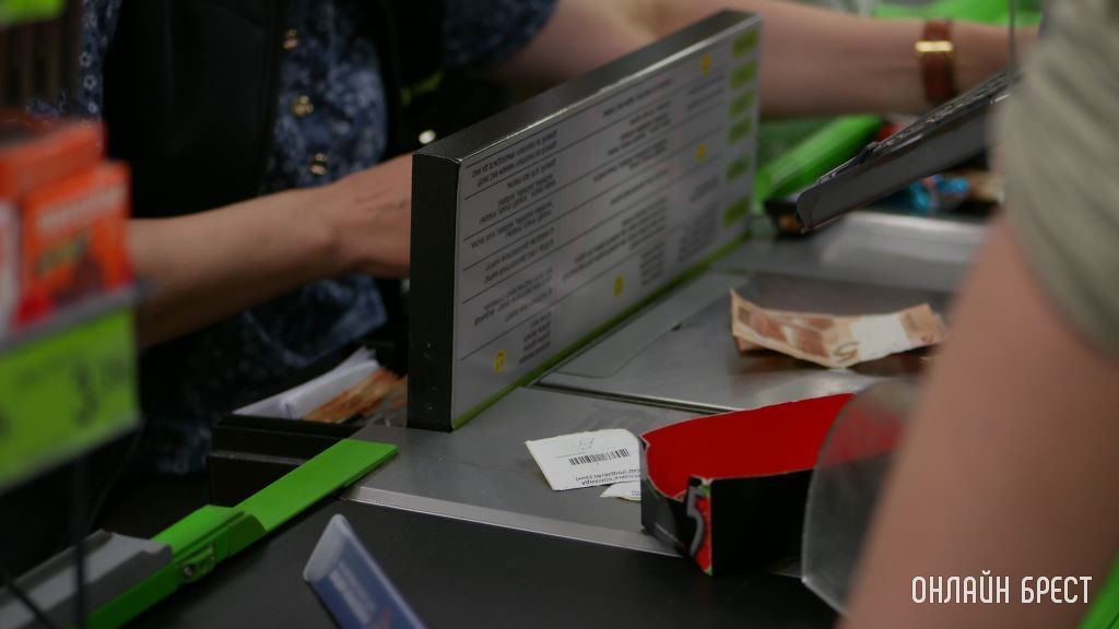 Госконтроль: за завышение цен в Беларуси наказаны 812 человек