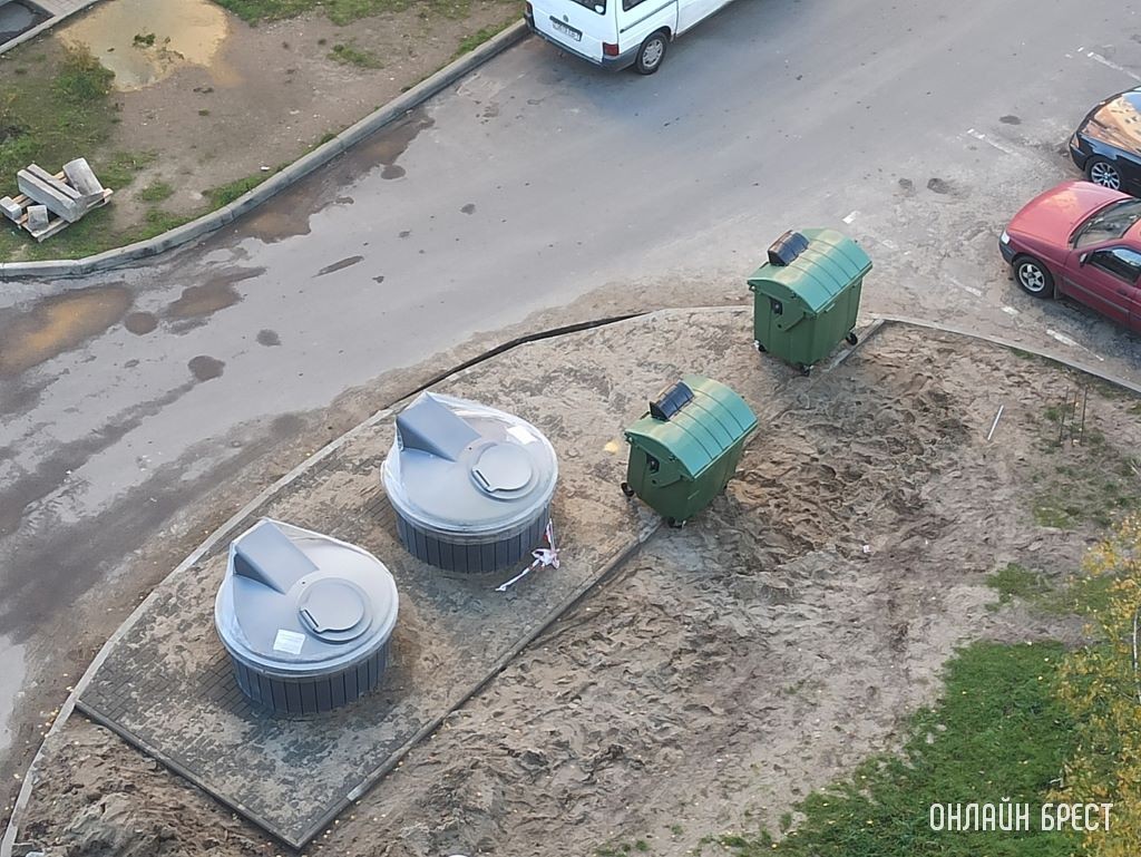 В Пинске часть заглубленных контейнеров оснастили датчиками для отслеживания наполняемости