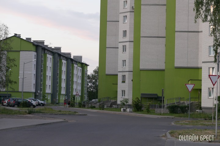 Минус 00 и по рукам: как квартиранты и собственники живут при новом курсе?