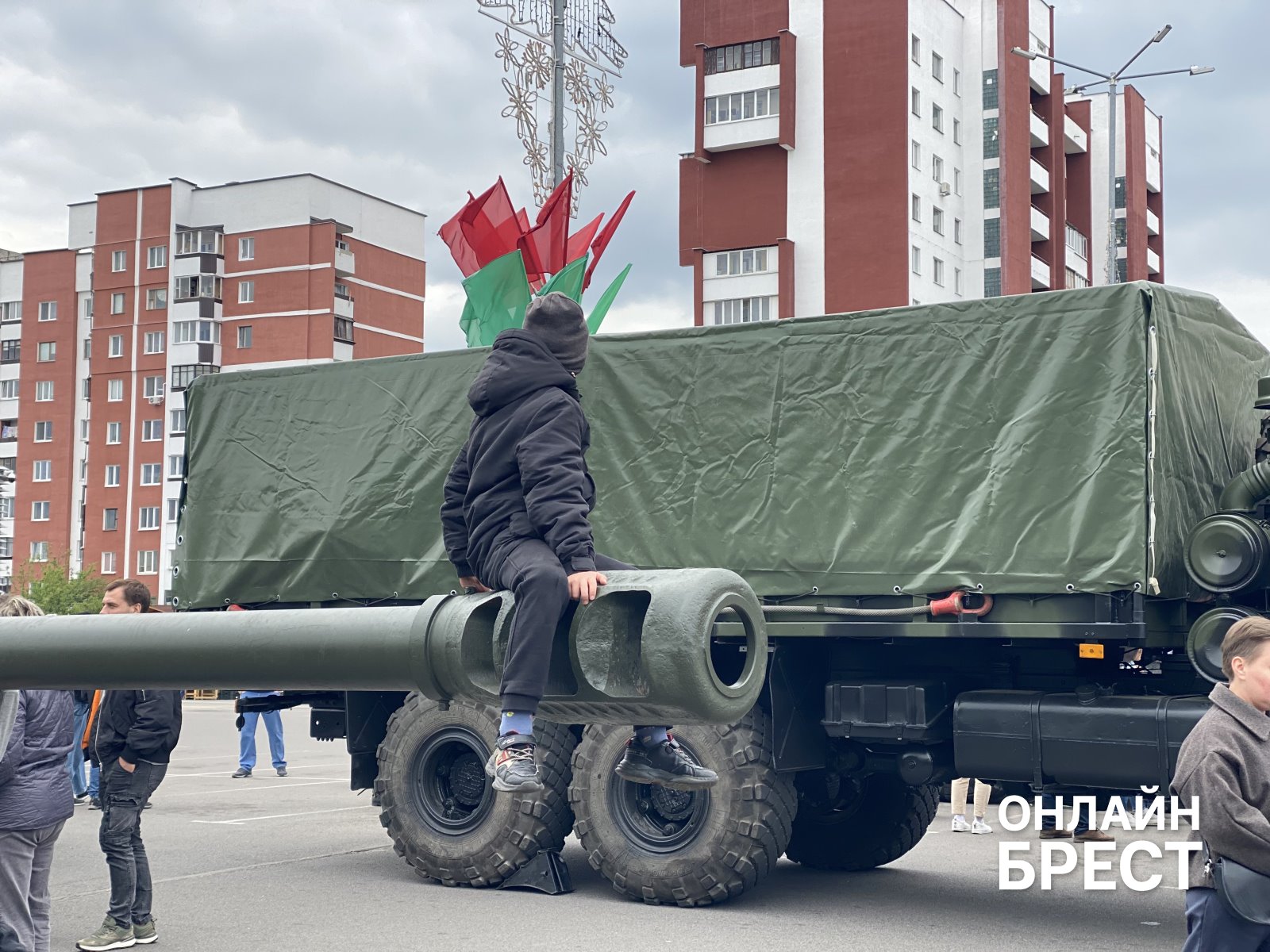Брест празднует День Победы — большой фоторепортаж