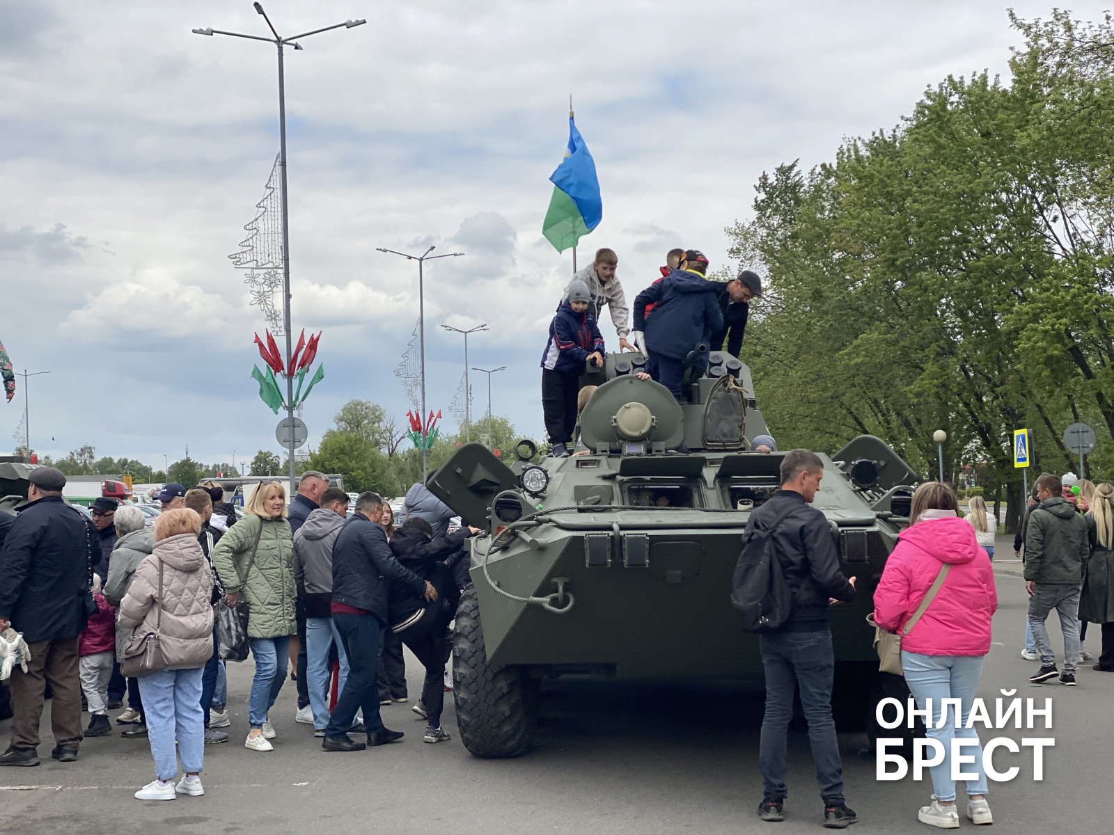 Брест празднует День Победы — большой фоторепортаж