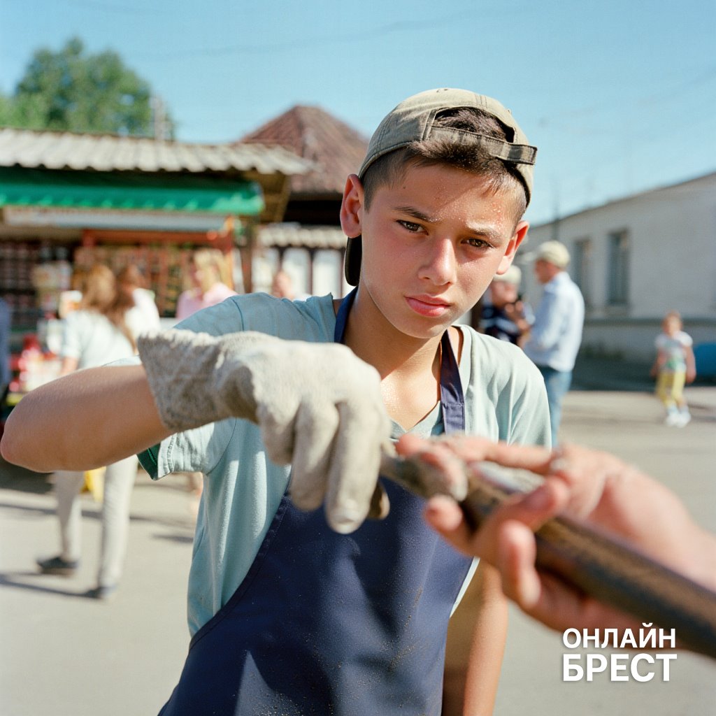 Сколько часов можно работать несовершеннолетним? Рассказали в Минтруда