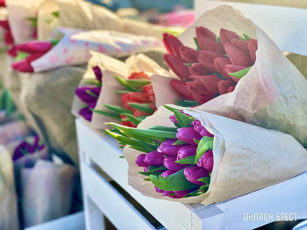 Сколько заработали продавцы тюльпанов на 8 Марта