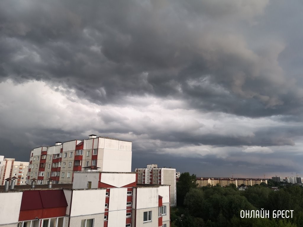 В Минске хотят снимать с очереди на жилье многодетные семьи – при одном условии