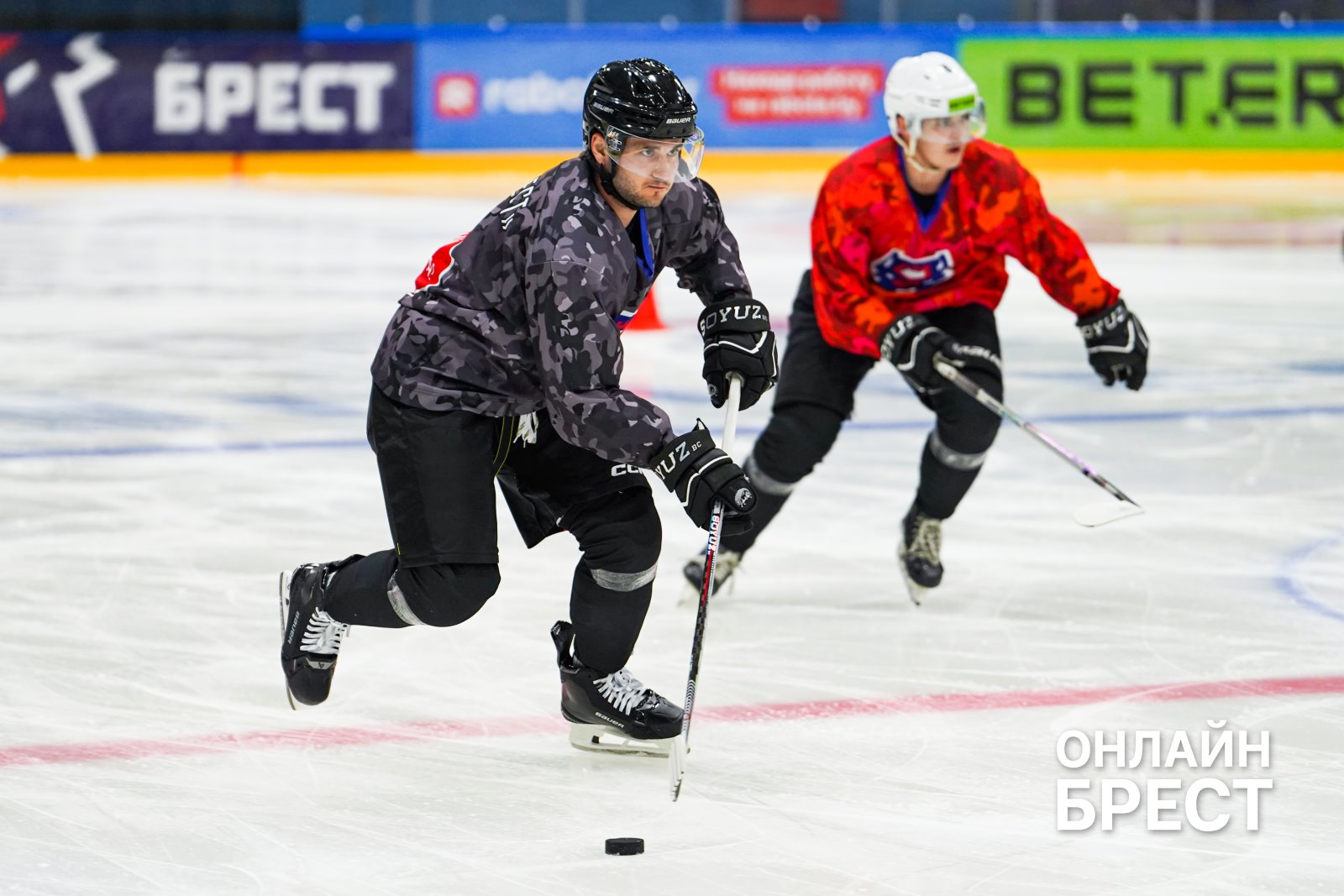Смотрите, как тренируется ХК «Брест» — большой фоторепортаж