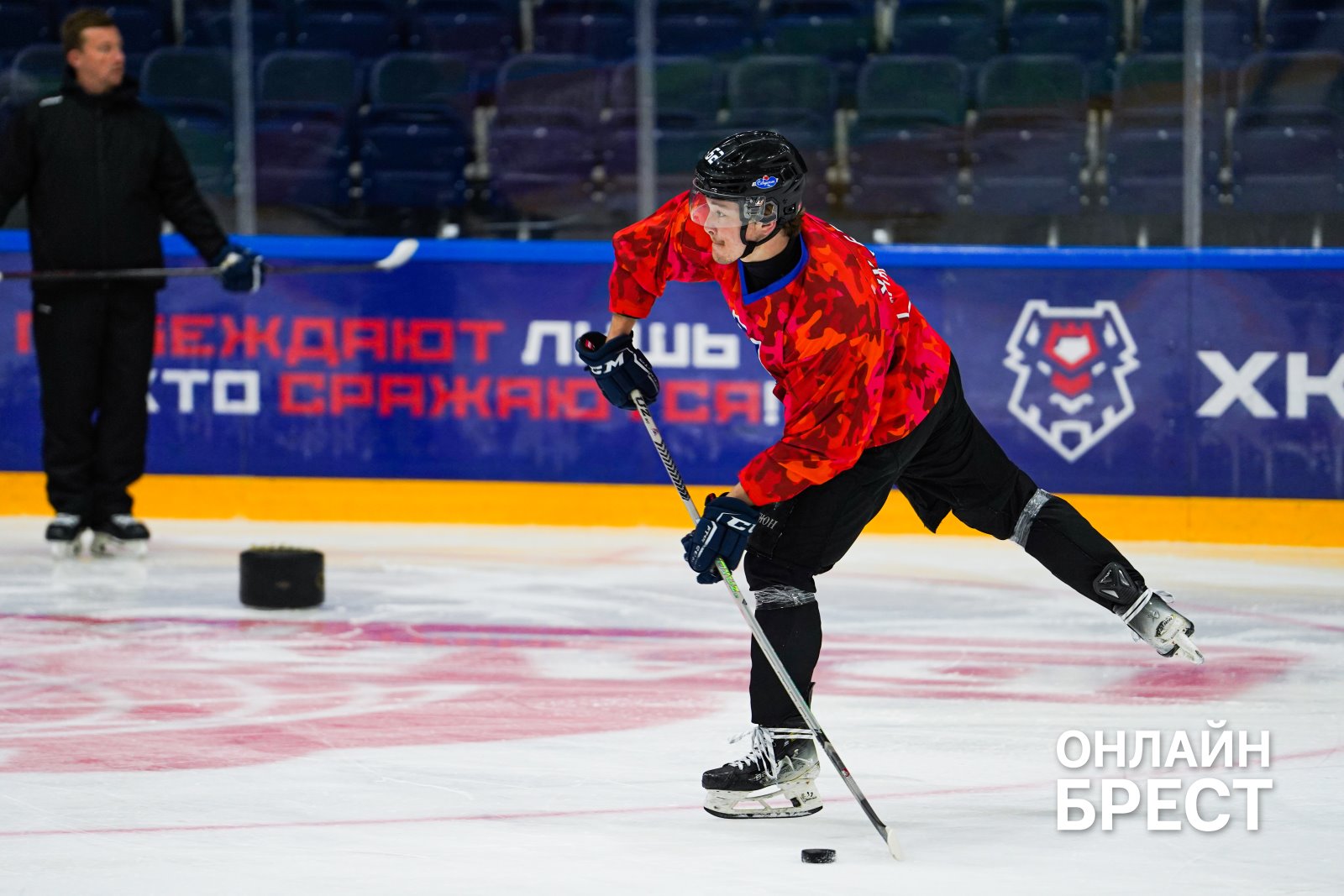 Смотрите, как тренируется ХК «Брест» — большой фоторепортаж