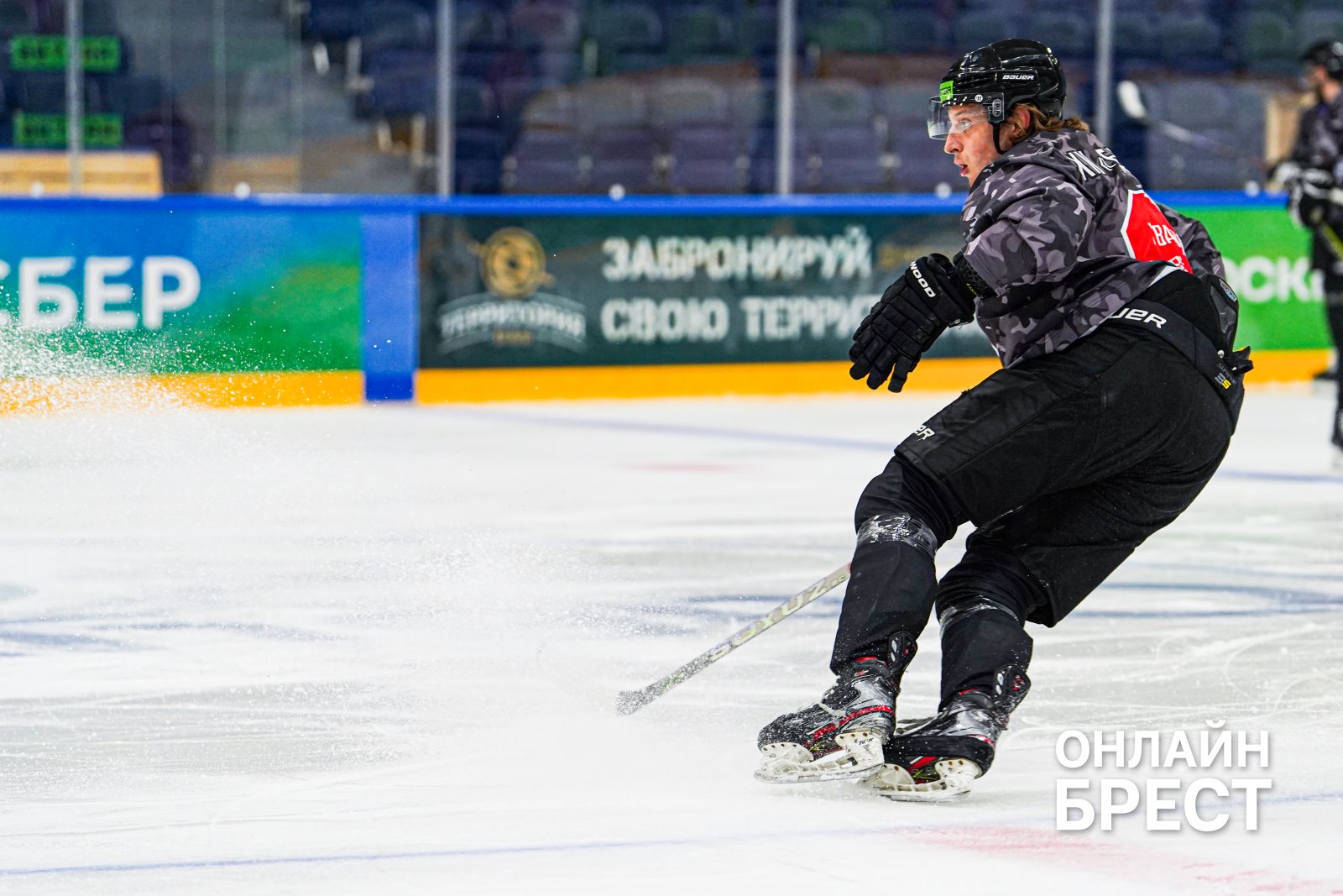 Смотрите, как тренируется ХК «Брест» — большой фоторепортаж