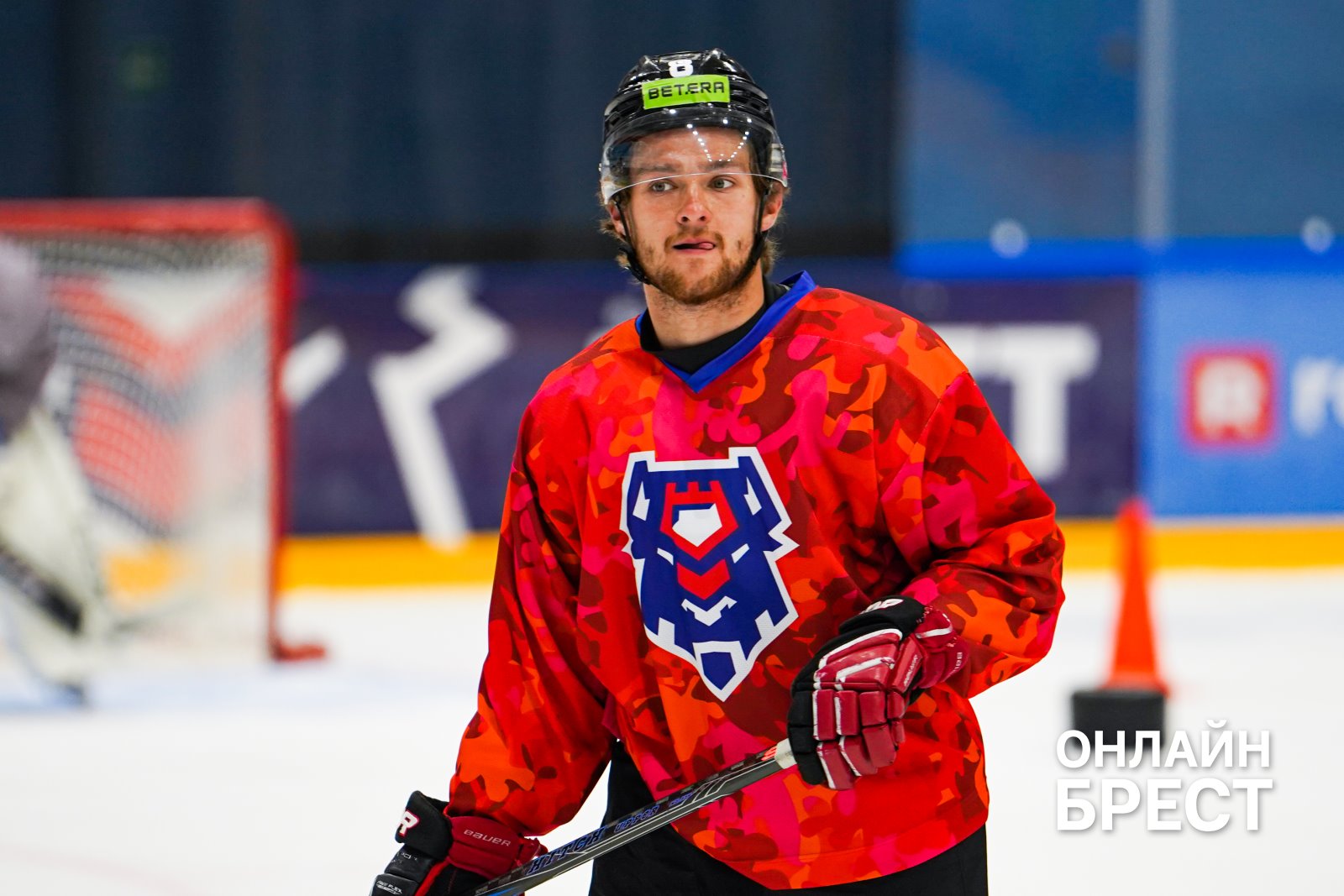 Смотрите, как тренируется ХК «Брест» — большой фоторепортаж