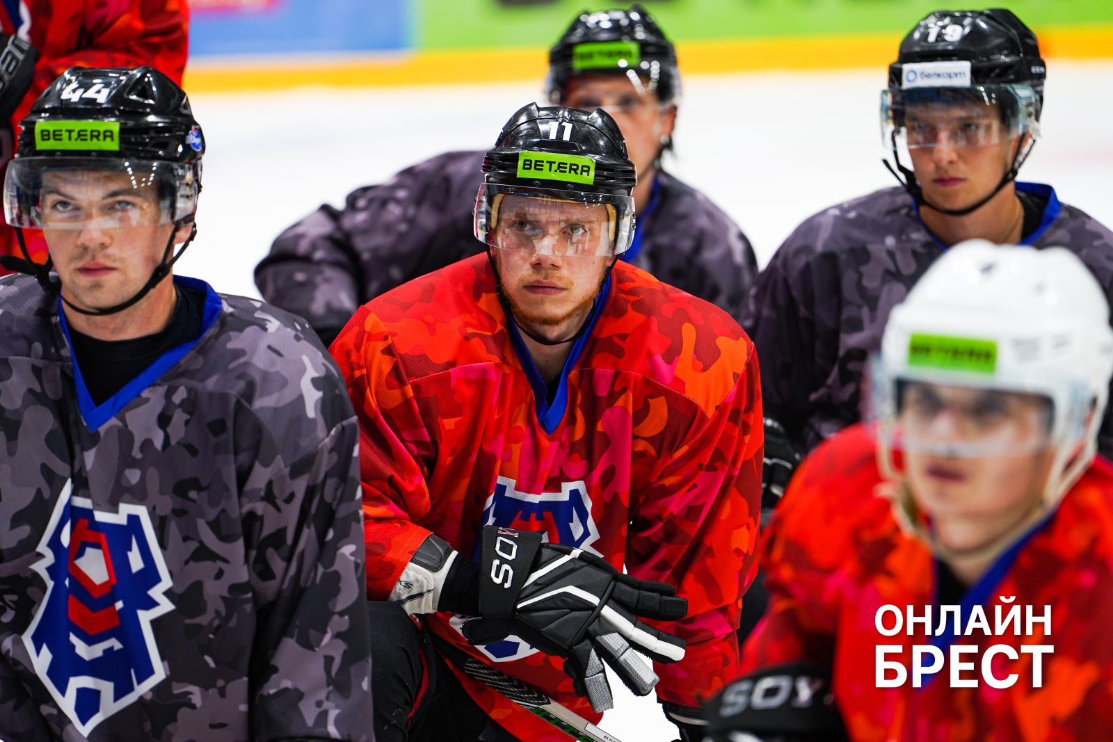 Смотрите, как тренируется ХК «Брест» — большой фоторепортаж