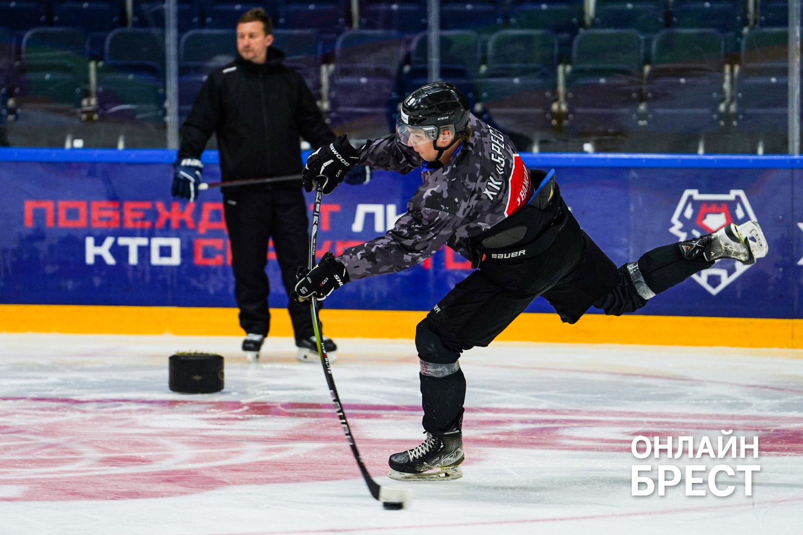 Смотрите, как тренируется ХК «Брест» — большой фоторепортаж