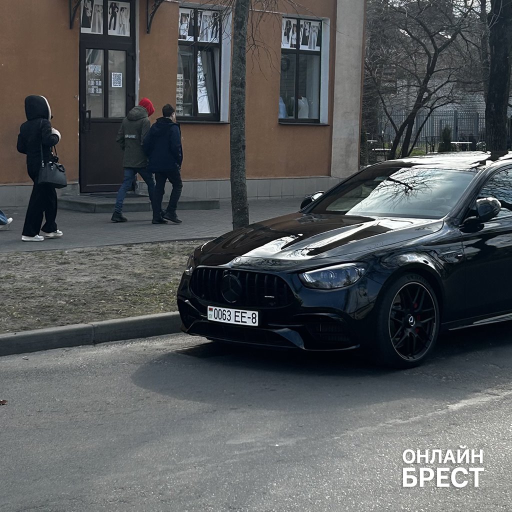 Без привязки к регионам. Когда в Беларуси начнут выдавать новые автомобильные номера?