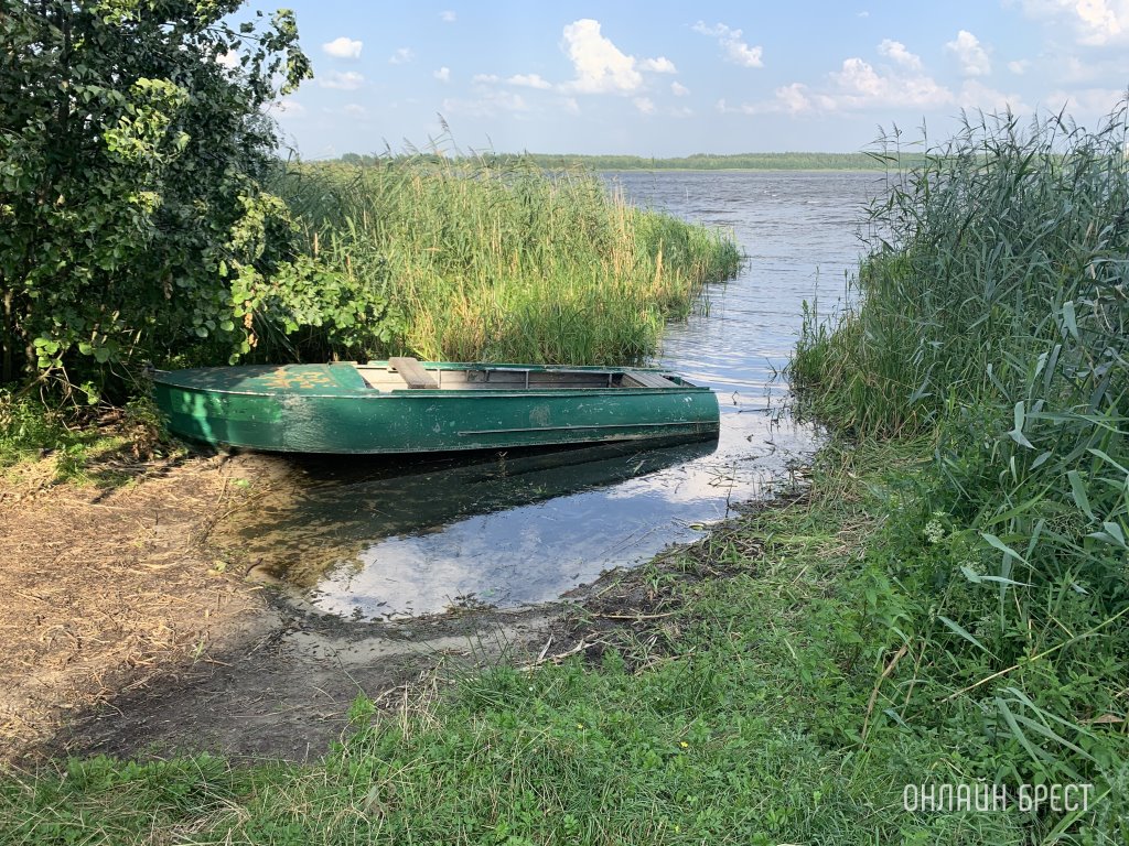 Запретные зоны для катеров и лодок установили в двух районах Брестчины