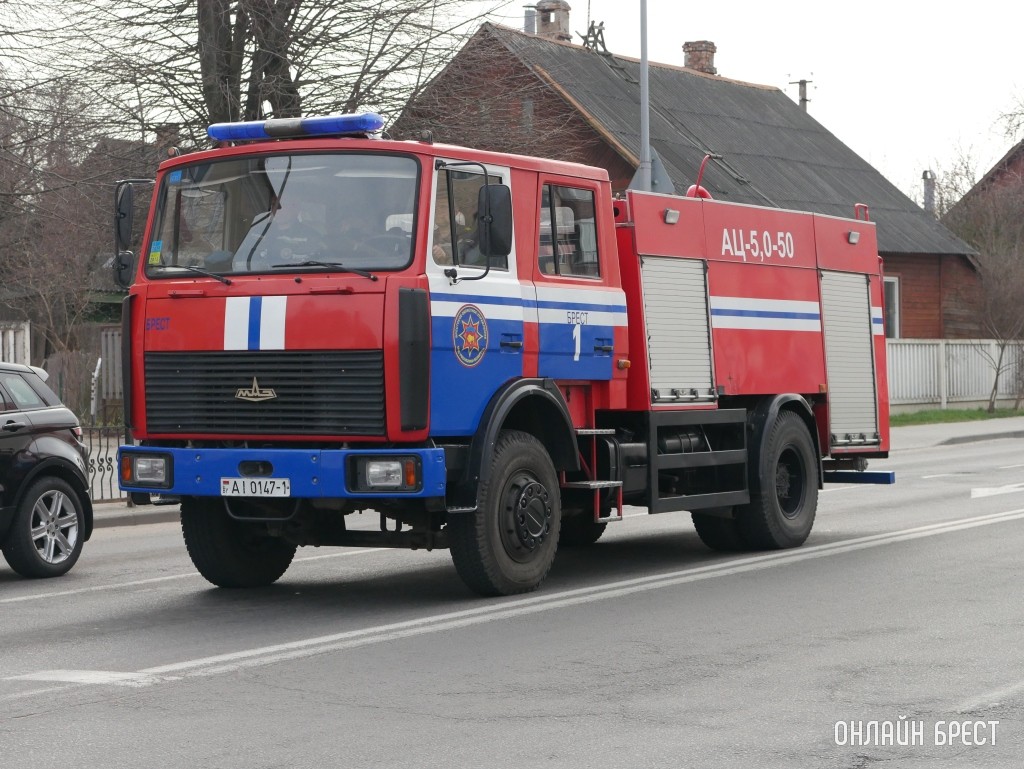 За что белорусы могут получить большие штрафы весной? Рассказали в МЧС