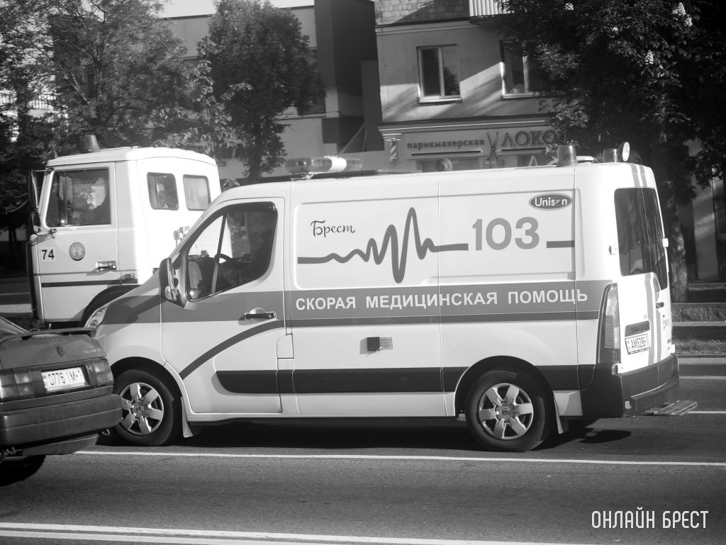 Парень погиб, девушка — в больнице. В Бресте репетиция в гараже закончилась трагедией