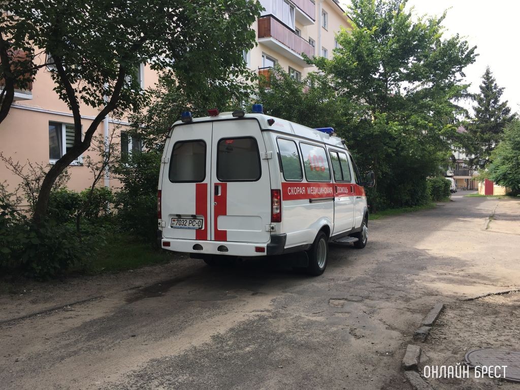 Увеличена надбавка фельдшерам выездных бригад скорой медицинской помощи, выезжающим самостоятельно