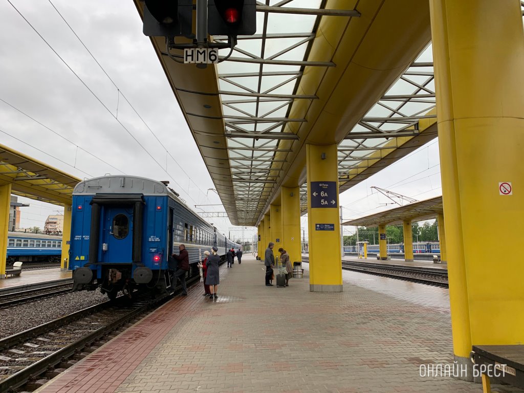 Билеты на поезда в Россию на 2024 год можно купить со скидкой. Рассказываем об условиях