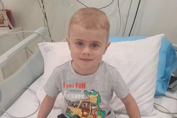 Самое дорогое лекарство в мире: мальчику из Беларуси ввели препарат за $2,9 млн