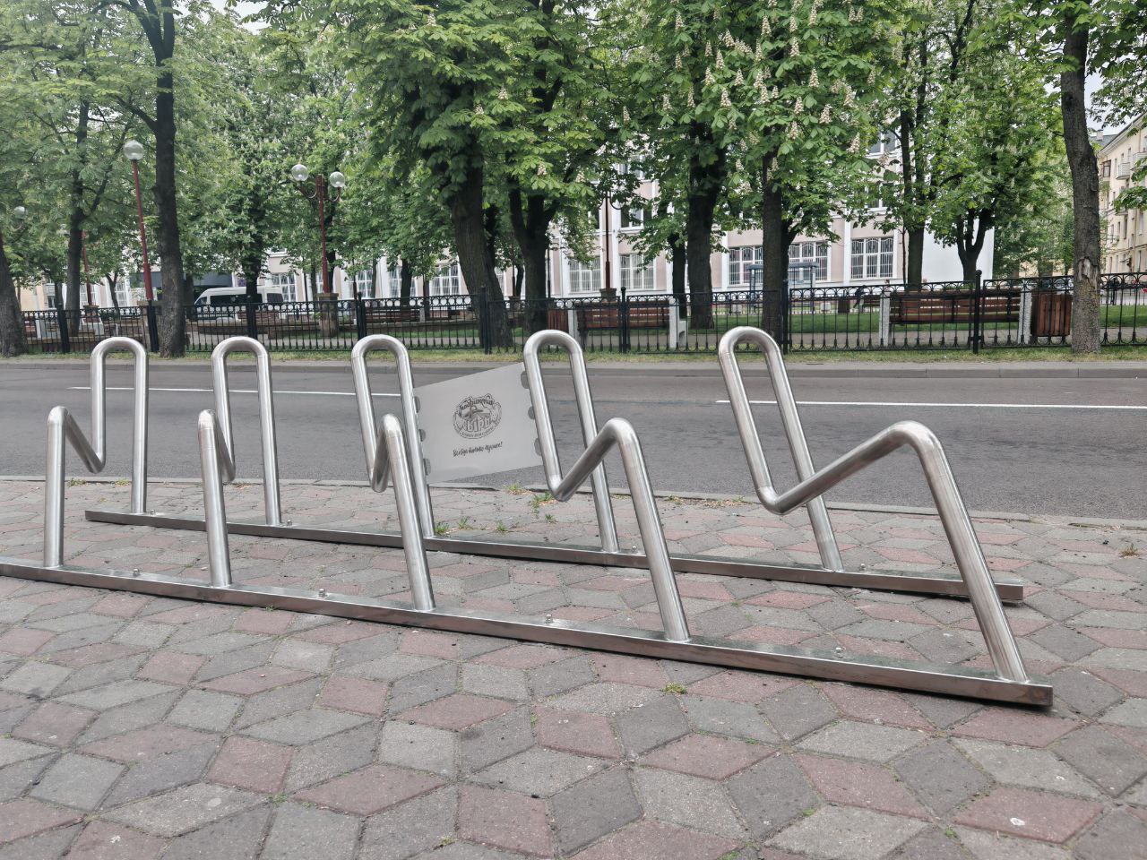 В Бресте устанавливаются вело парковки