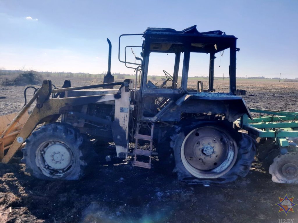 Трактор загорелся в Ганцевичском районе