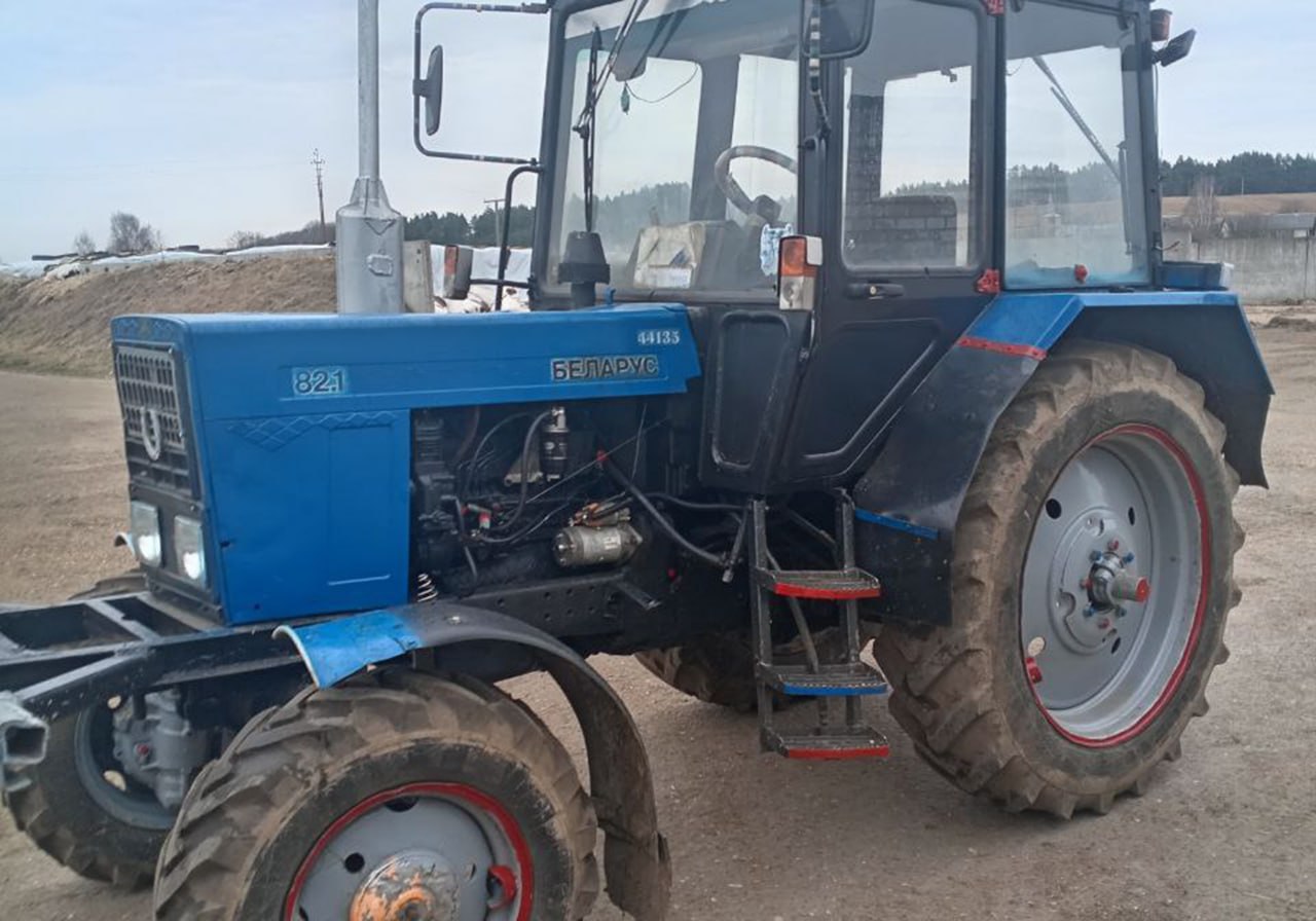 В Брестской области водитель трактора похитил 380 литров топлива: возбуждено уголовное дело