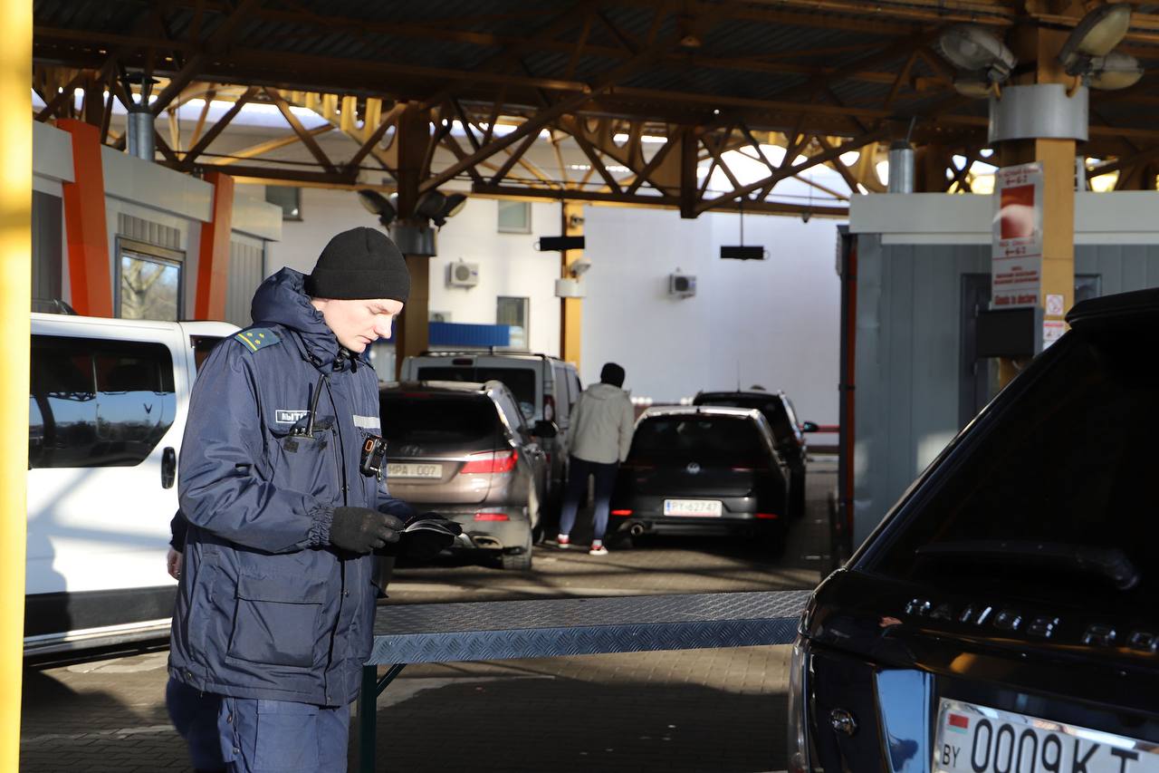 Как часто и в каком объеме можно ввозить алкоголь в Беларусь