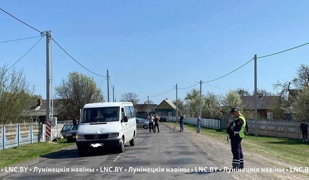 В Лунинецком районе девочку сбил Mercedes: пострадавшую госпитализировали в Брест