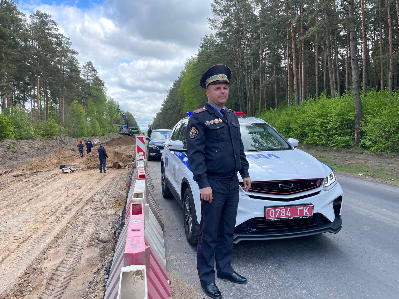 В Беларуси откопали машину времен войны и сейф с документами