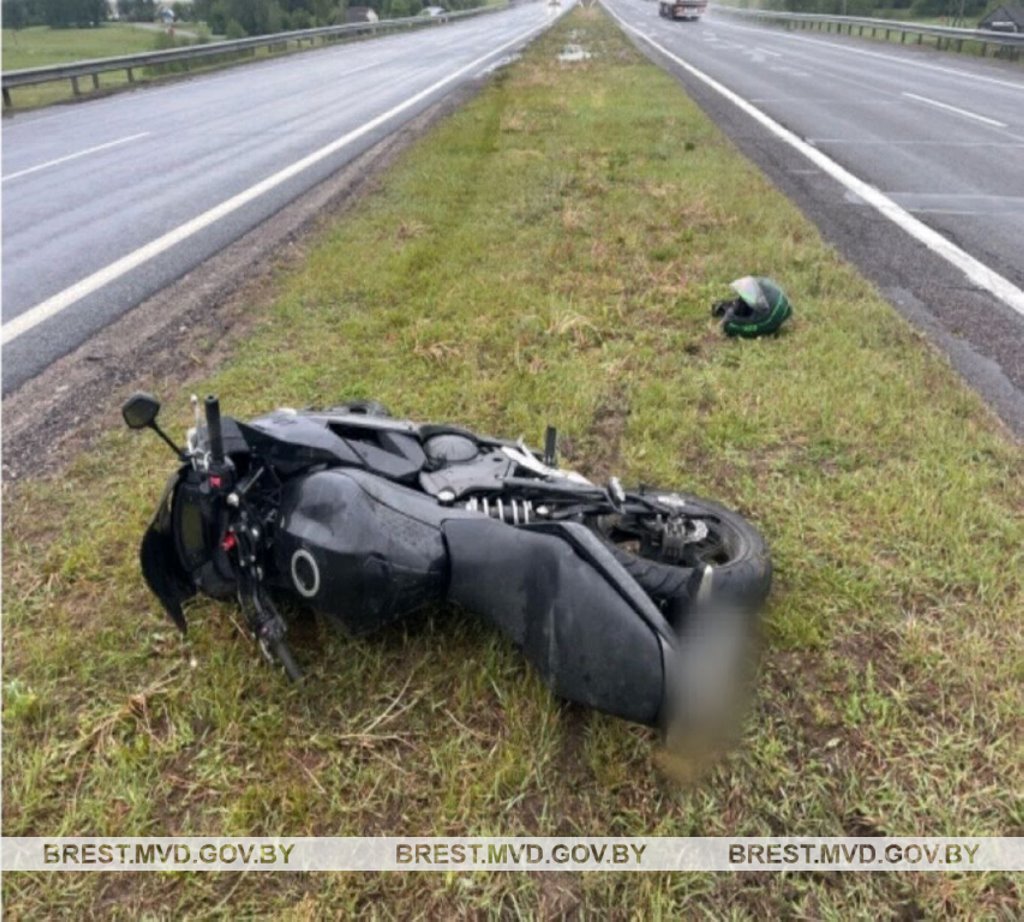 Брестчанин попал в ДТП на мотоцикле