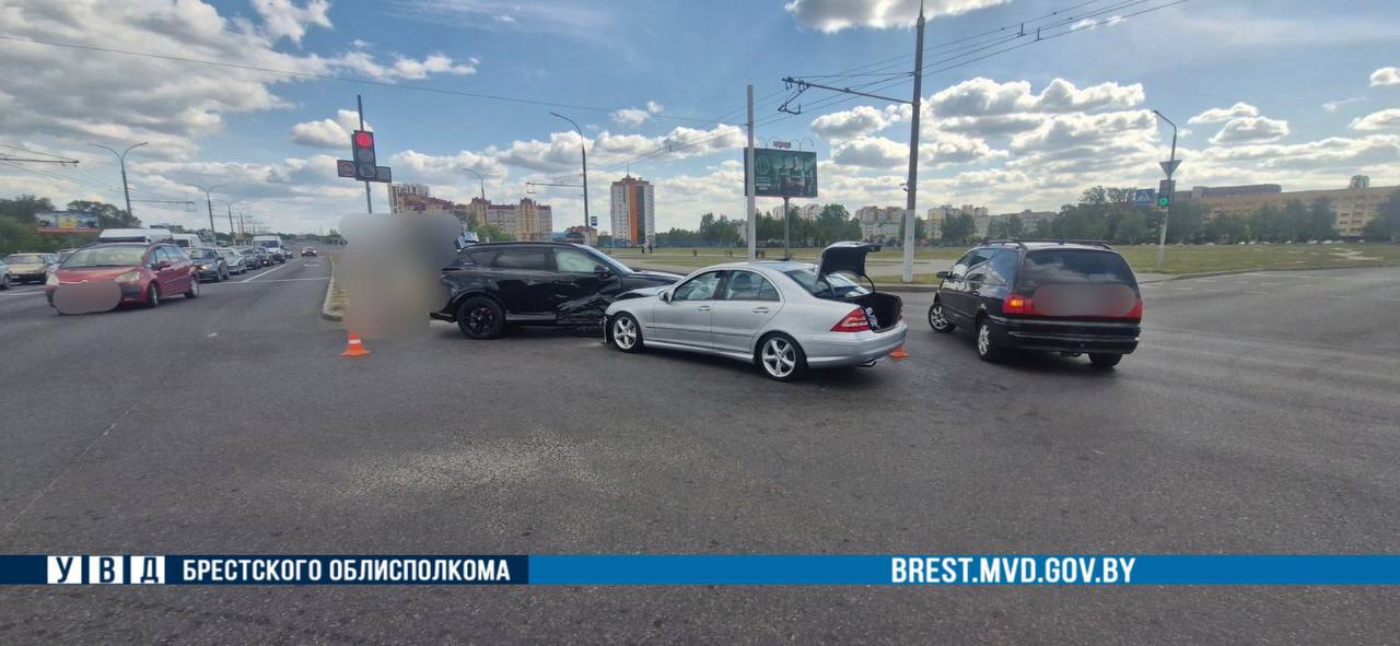 Кто виноват в ДТП на проспекте Республики в Бресте? Пордобности