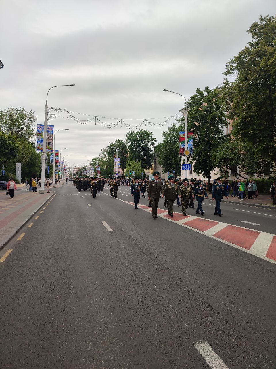 Брестские пограничники на мотоциклах проехали по улицам города