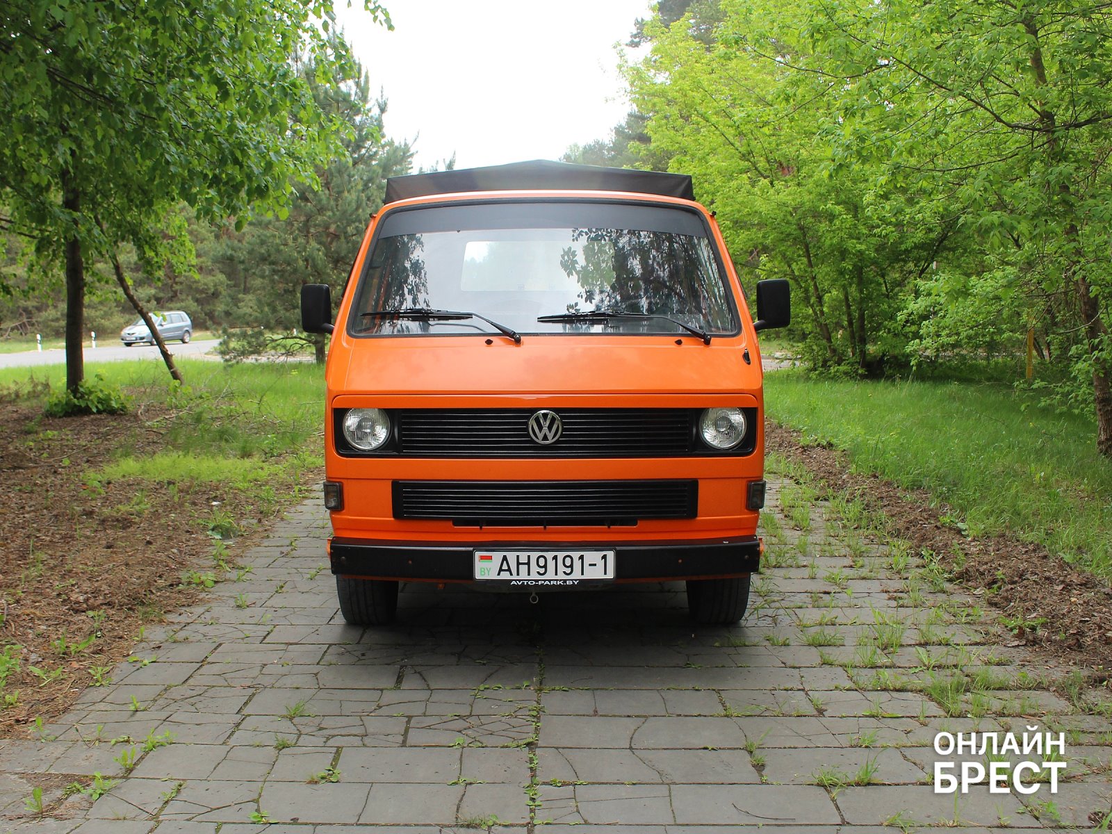 Почему Volkswagen T2 и T3 до сих пор в тренде? Владелец «капсулы времени» из Бреста раскрывает секрет