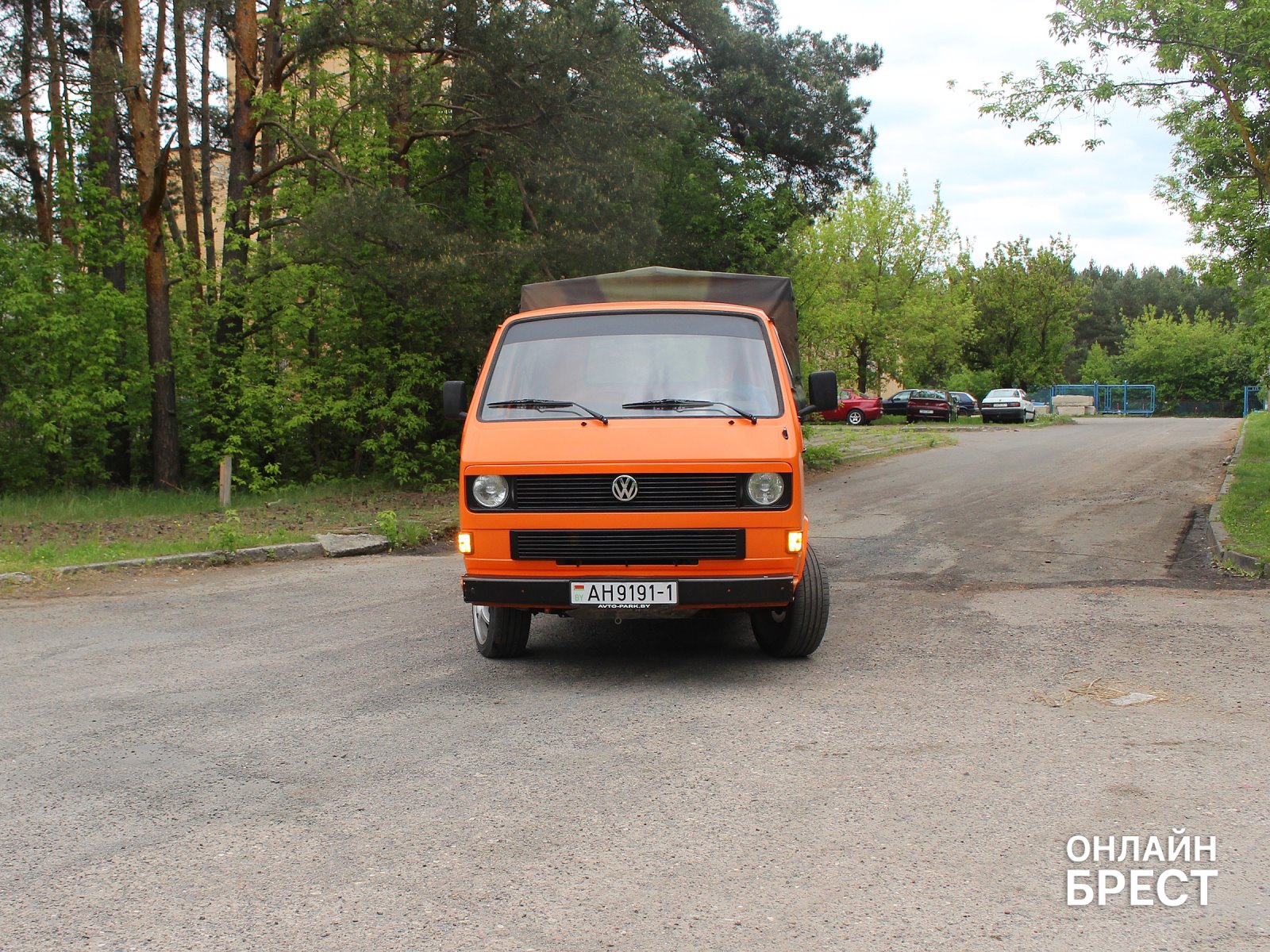 Почему Volkswagen T2 и T3 до сих пор в тренде? Владелец «капсулы времени» из Бреста раскрывает секрет