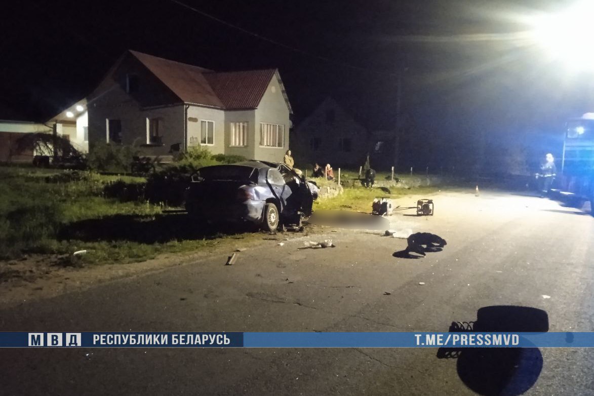 Двойная смерть: Mazda вылетела на встречку, погибли велосипедист и пассажир автомобиля