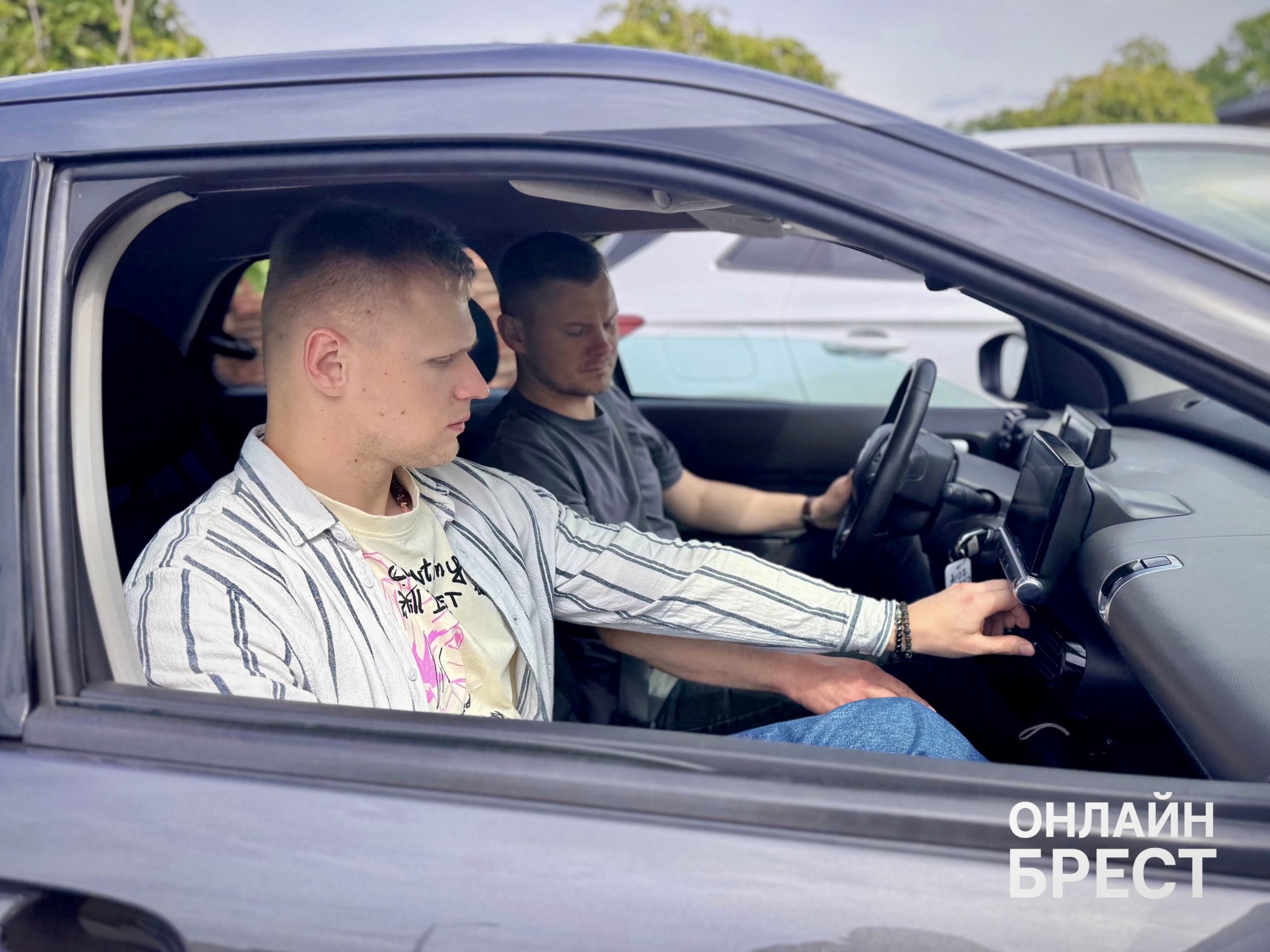 Интервью с директором салона подержанных авто в Бресте «CARHAUS» Евгением: Как купить или продать авто без головной боли?