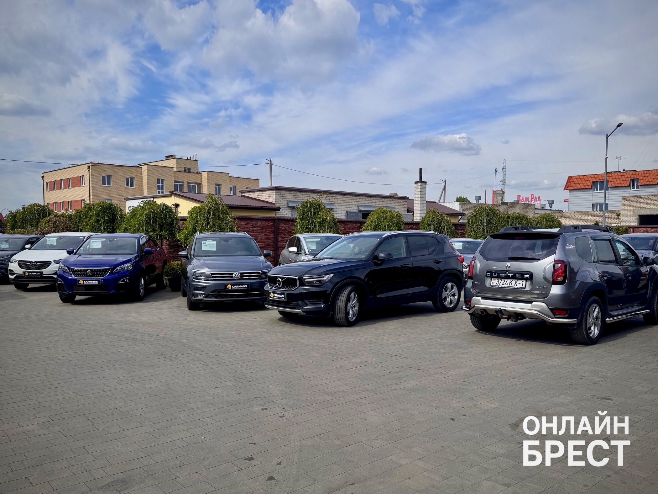 Интервью с директором салона подержанных авто в Бресте «CARHAUS» Евгением: Как купить или продать авто без головной боли?