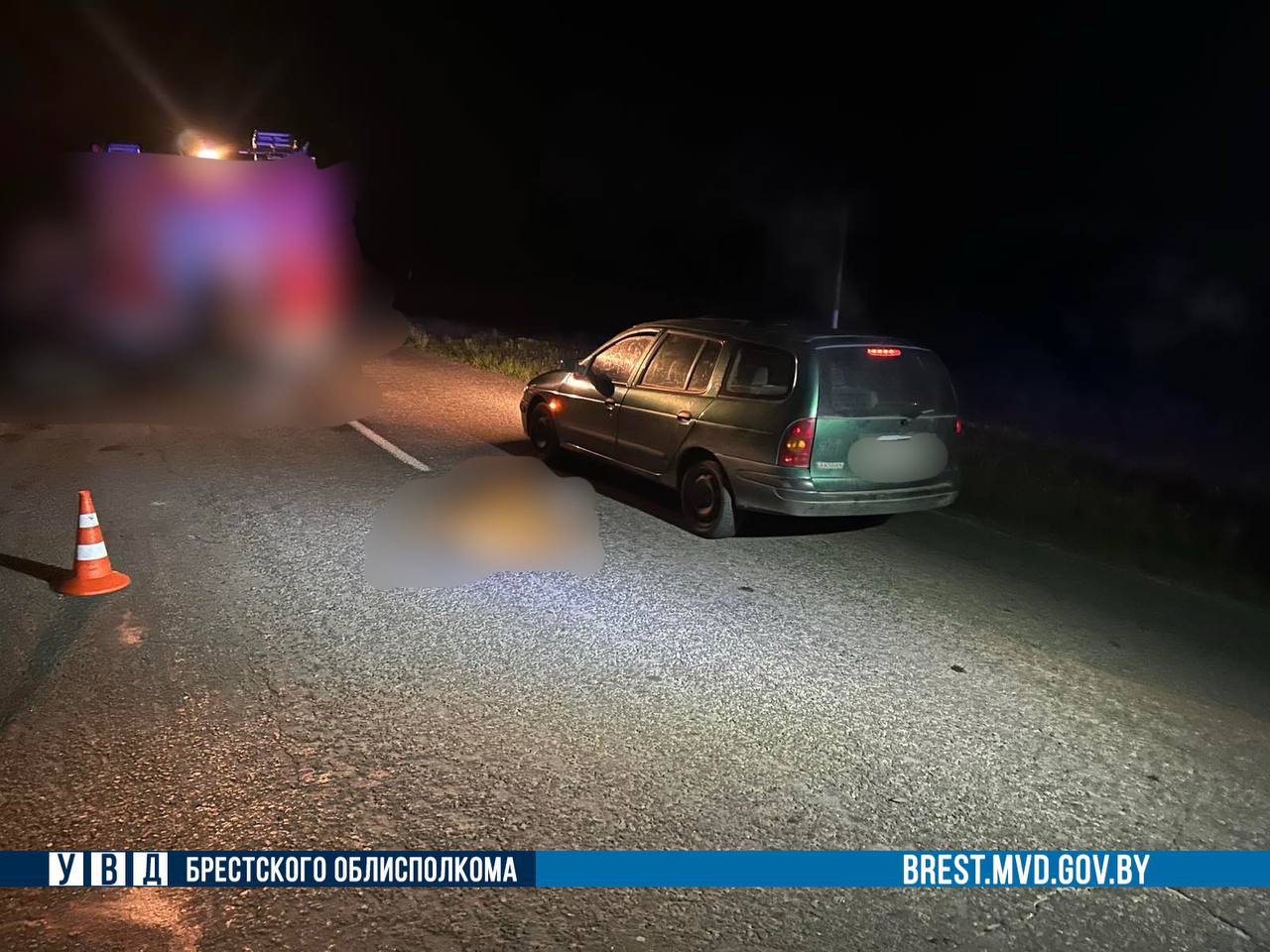 В Брестской области мужчина погиб под колесами Renault. Как всё произошло?