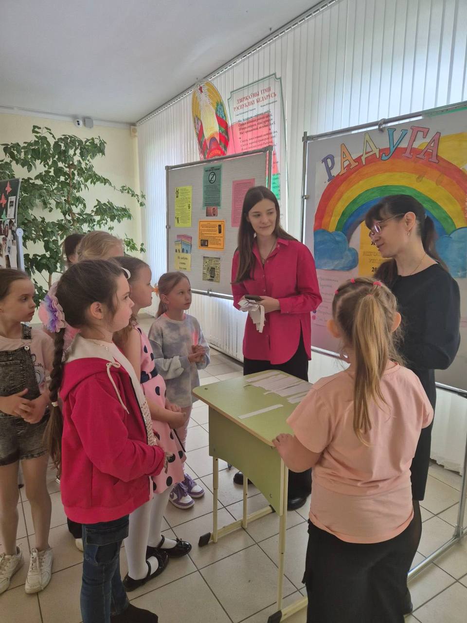 Один день без телефона в школе № 8 Бреста