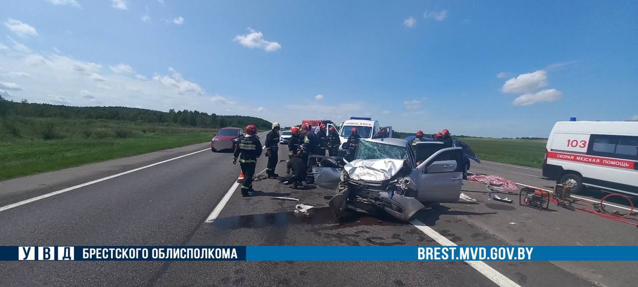 В Брестской области на трассе М1 произошло смертельное столкновение