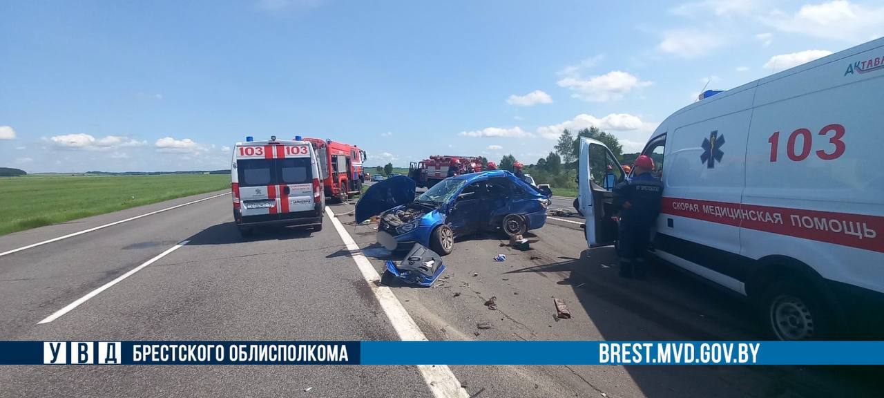 В Брестской области на трассе М1 произошло смертельное столкновение