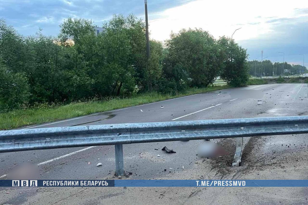 В Бресте разбились насмерть двое