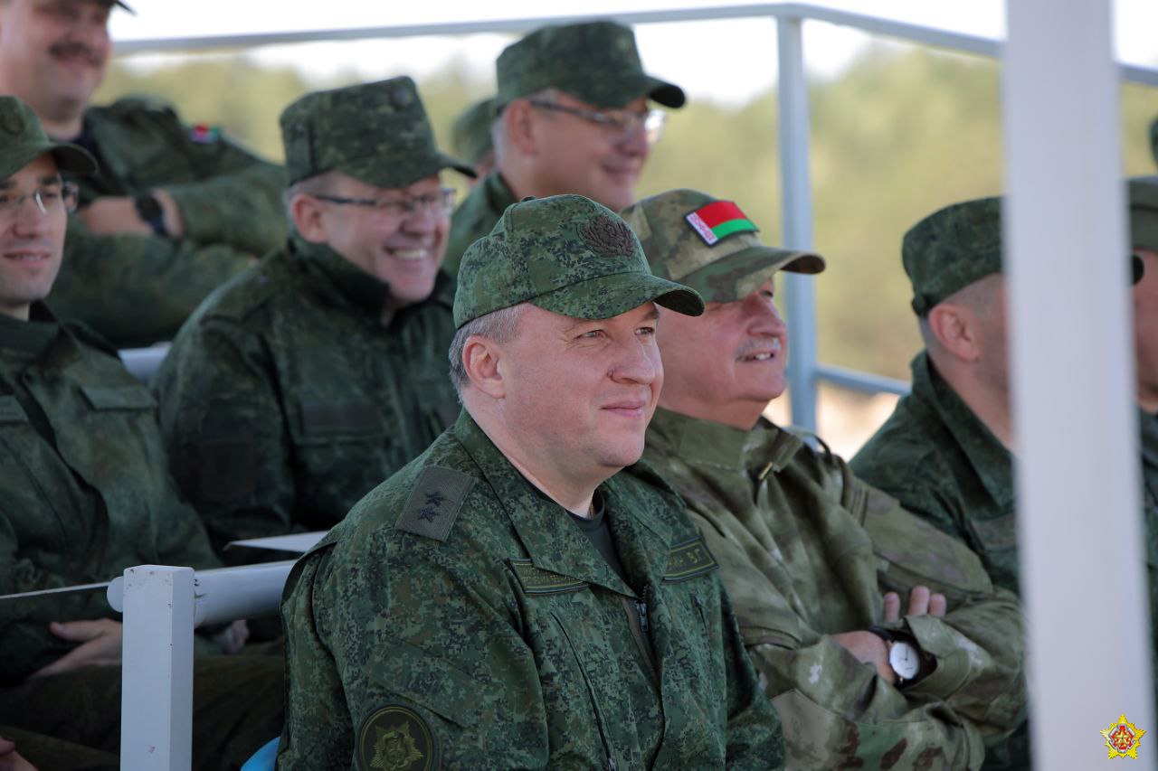 На Брестском полигоне продемонстрировали боевой эпизод